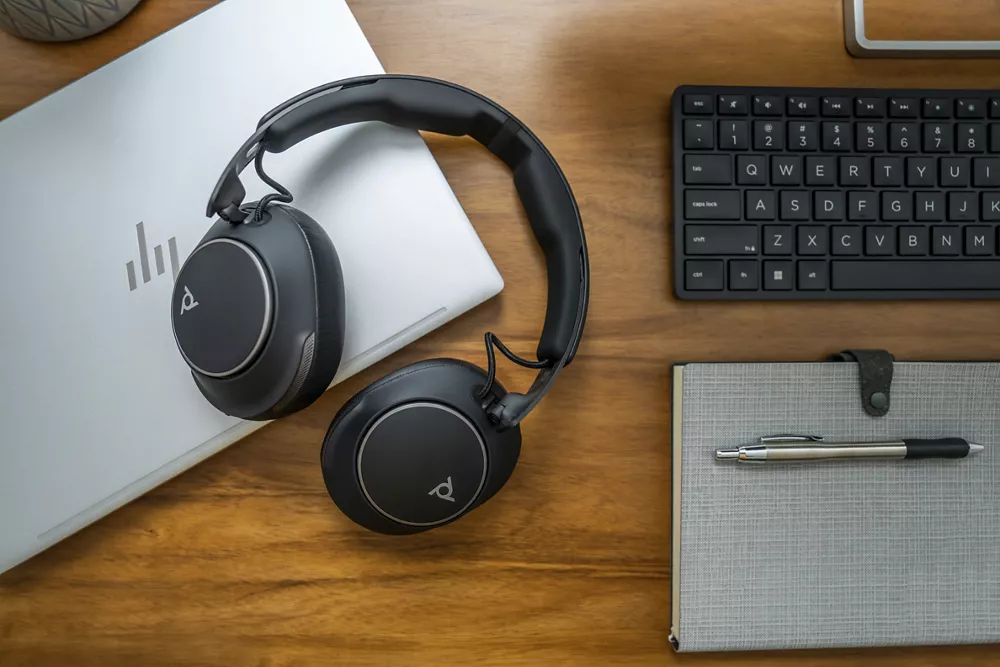 HP Future Ready Boyong Semua Produk Terbaru HP: Laptop Kerja, Gaming, Workstation, Sampai Printer 6 Poly Voyager Surround 80 UC 4