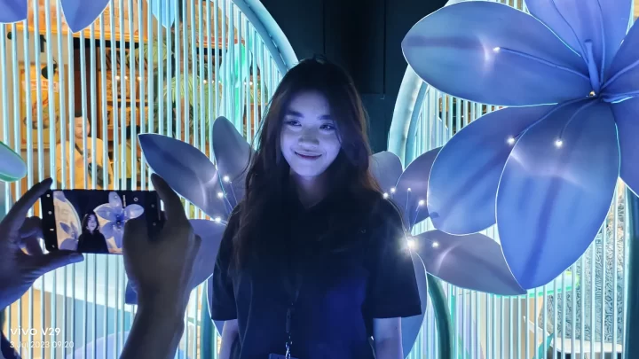 Vivo V29 x HALUU, vivo Ajak Pengguna Jajal Fitur Aura Light Portrait 3 vivo V29 x HALLU 5