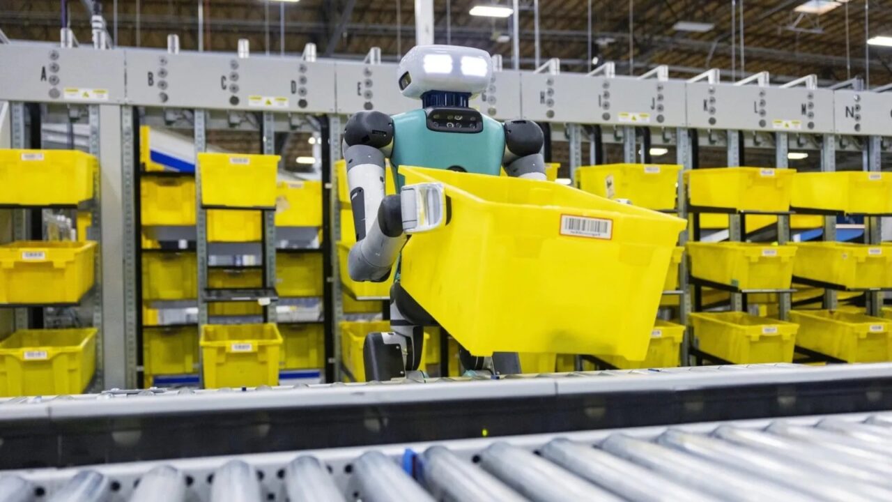 Robot Digit Amazon