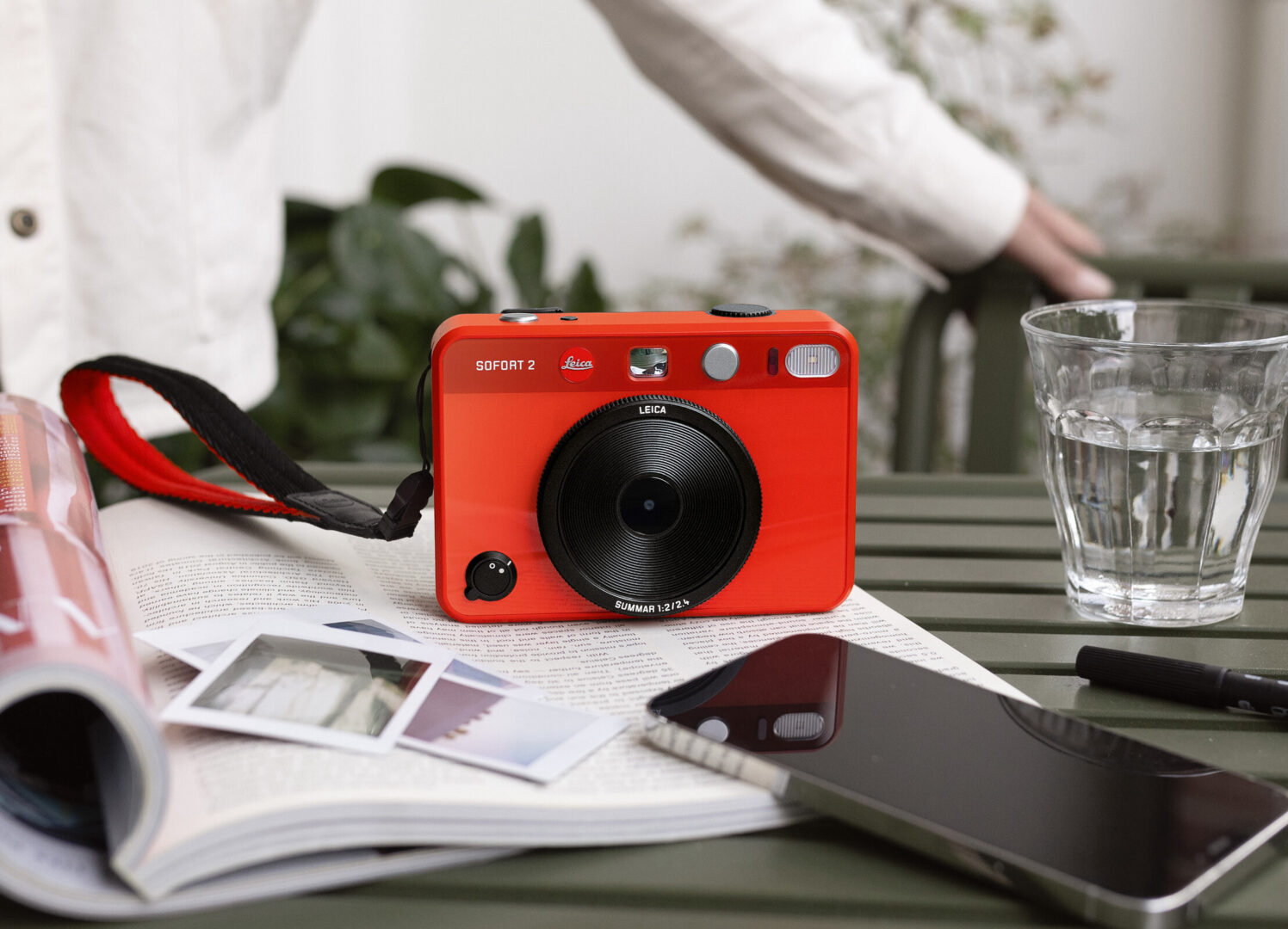 Leica Luncurkan Sofort 2, Kamera Instan Hybrid yang Terjangkau 1 Leica Sofort 2 kamera instan hybrid