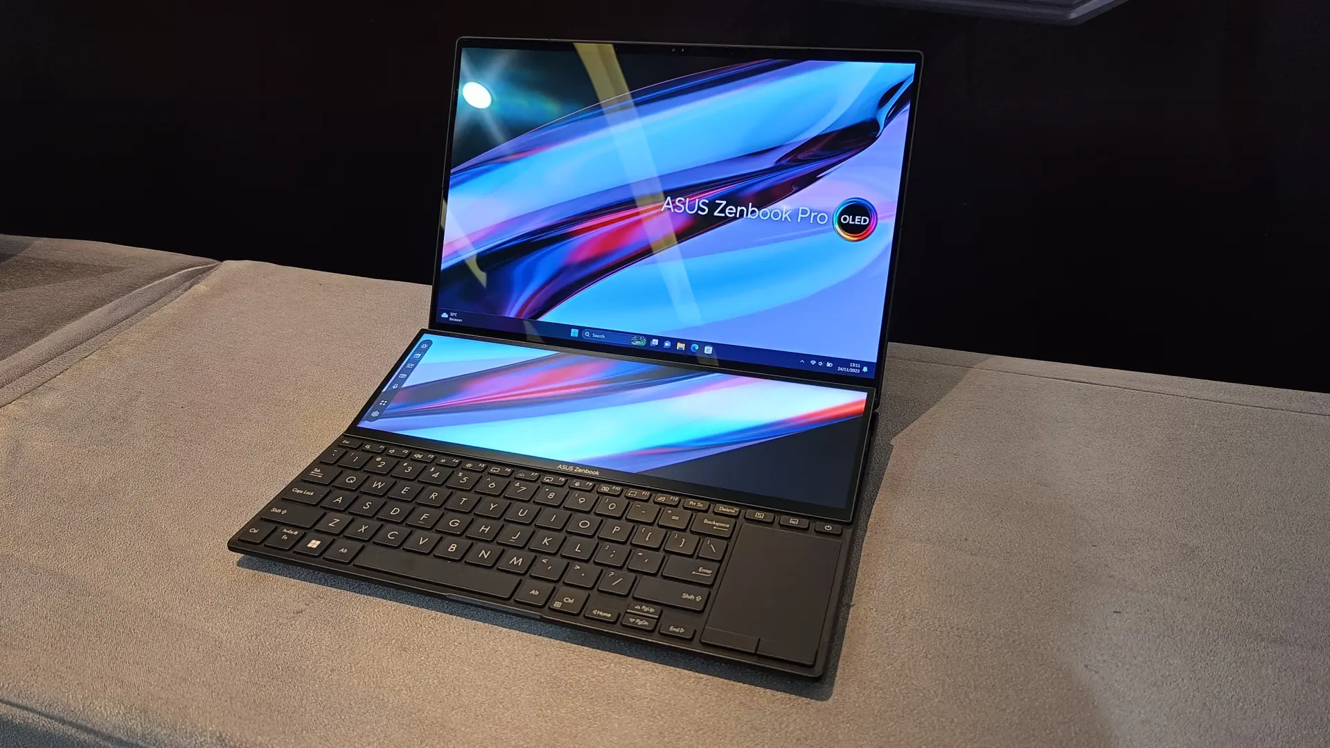 ASUS Zenbook Pro 14 Duo OLED (1)