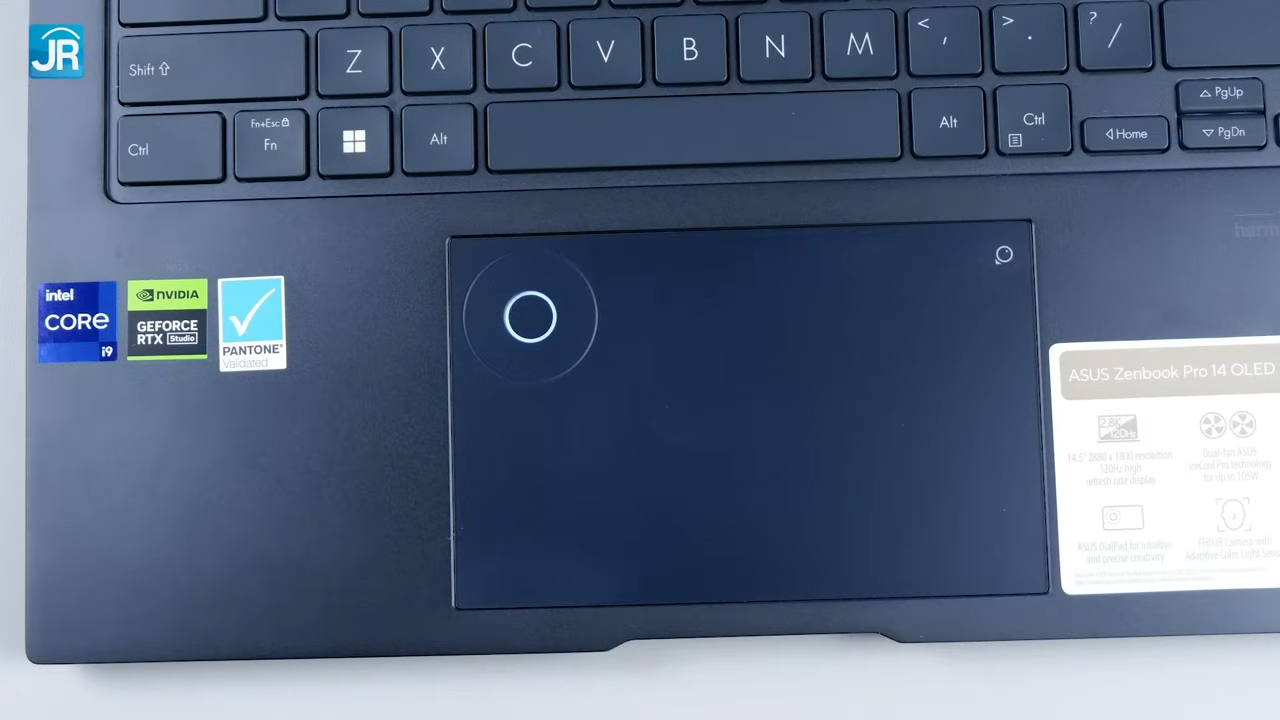 ASUS Zenbook Pro 14 OLED 22