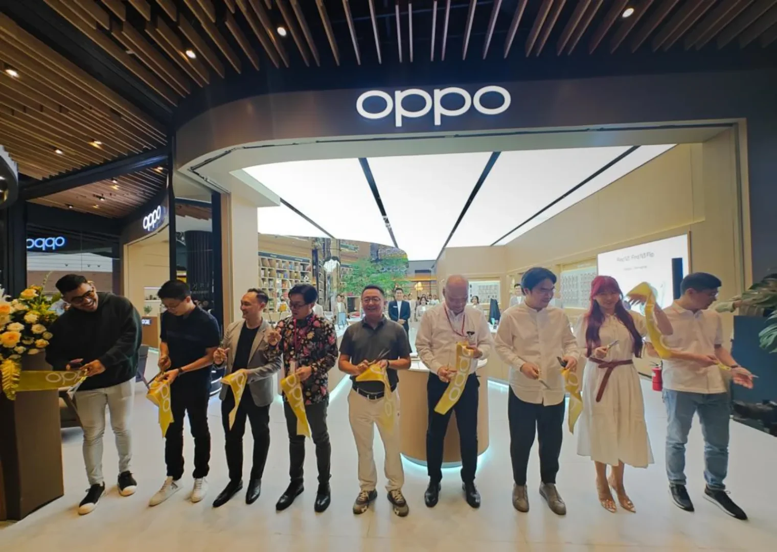 Oppo Experience Store AEON Jakarta Garden City 