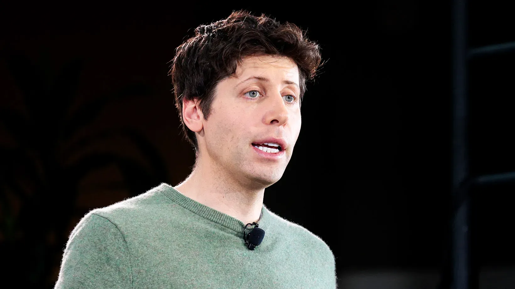 Setelah Dipecat Sebagai CEO OpenAI, Sam Altman Direkrut Microsoft