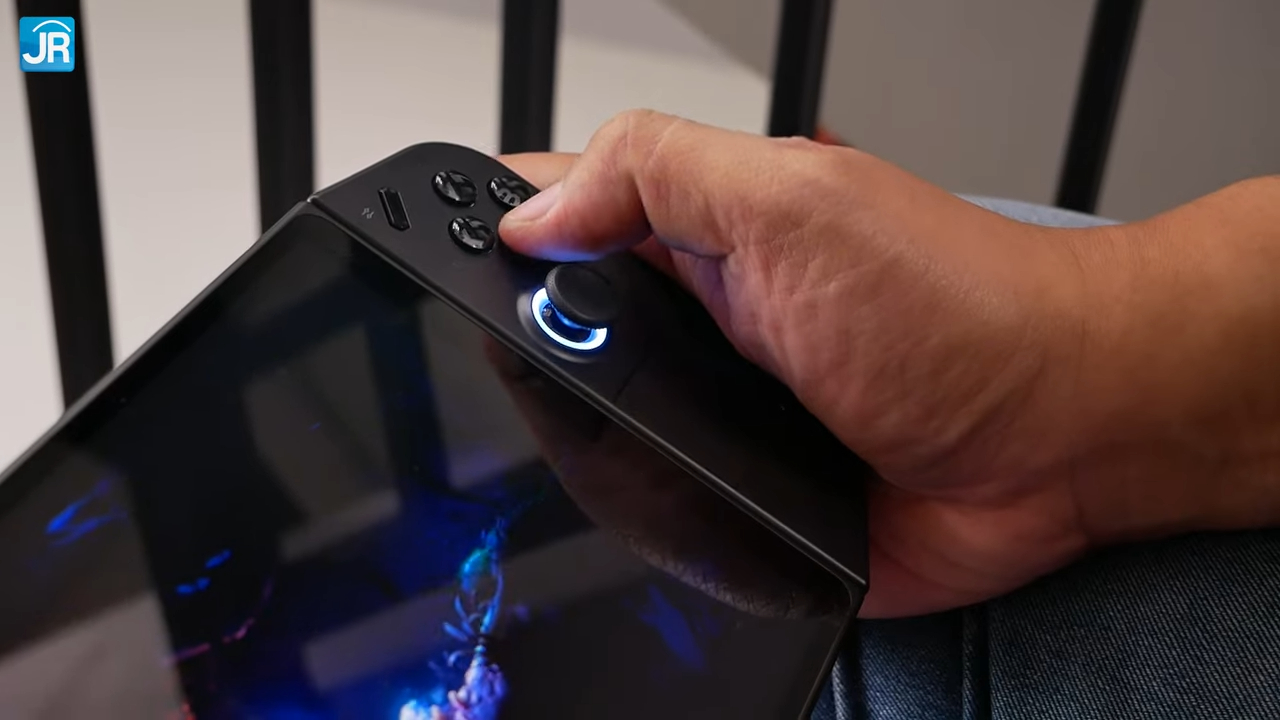 Review Lenovo Legion Go: PC Gaming Portable, Layar Besar dan Kontroler Bisa Dilepas 4 Lenovo Legion Go 12