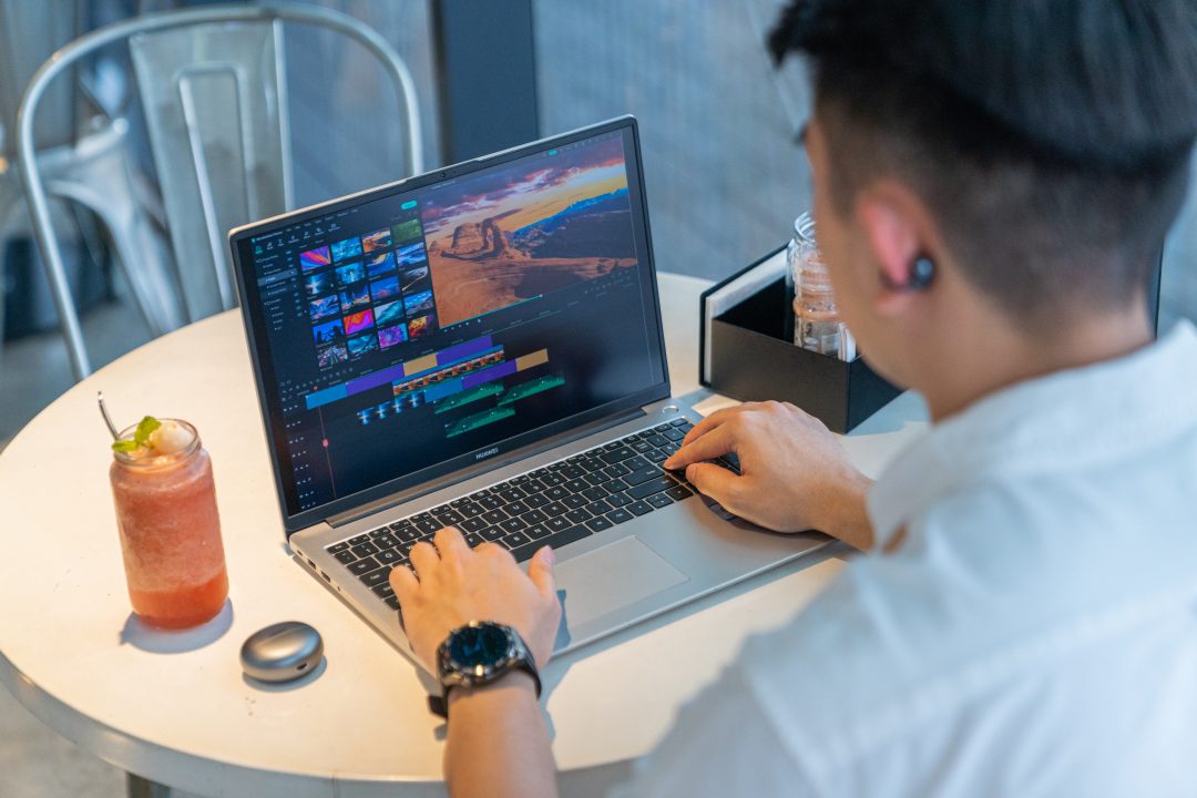 Huawei Matebook D16 (2024) Meluncur, Tipis Kencang dengan Intel Core i9 Gen-13 1 HUAWEI MateBook D16 2024