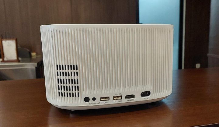 Polytron Cinemax Projector, Proyektor Rumahan Full HD 120 Inci, Harga Rp 3 Jutaan 3 IMG 20240124 WA0001