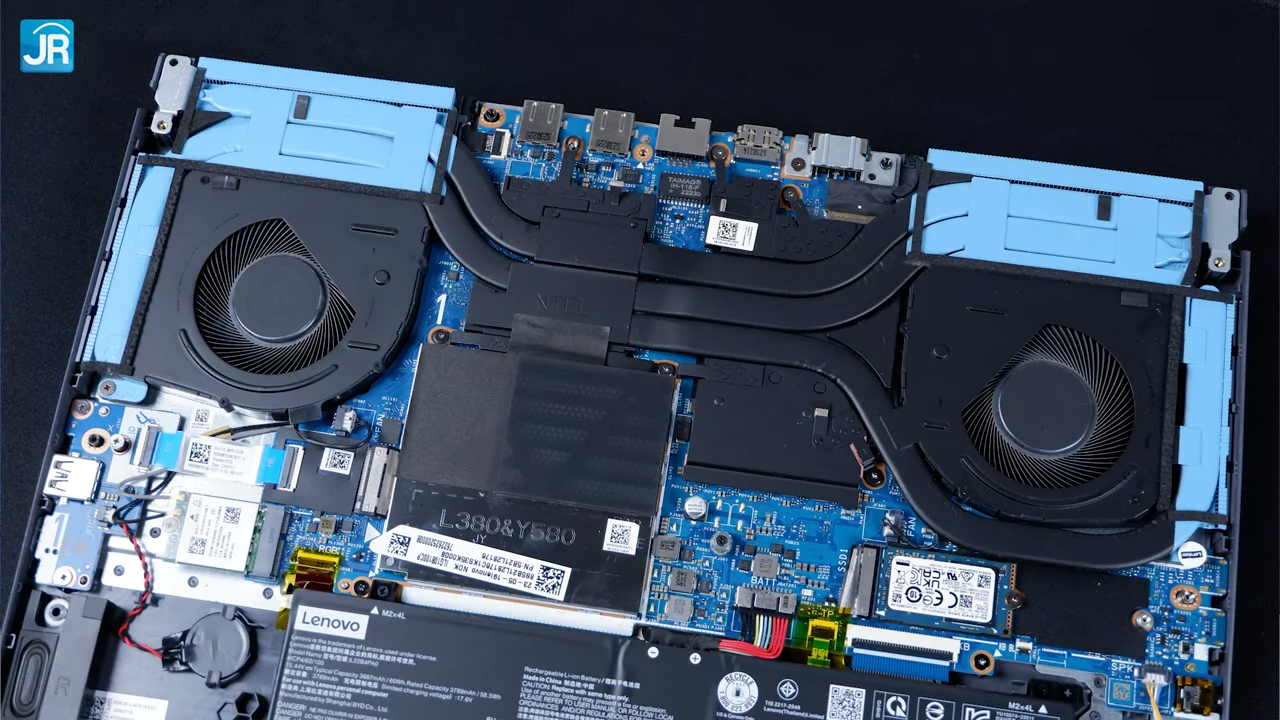 Review Lenovo LOQ 15IRH8: Makin Kencang? 14 Lenovo LOQ 15IRH8 20