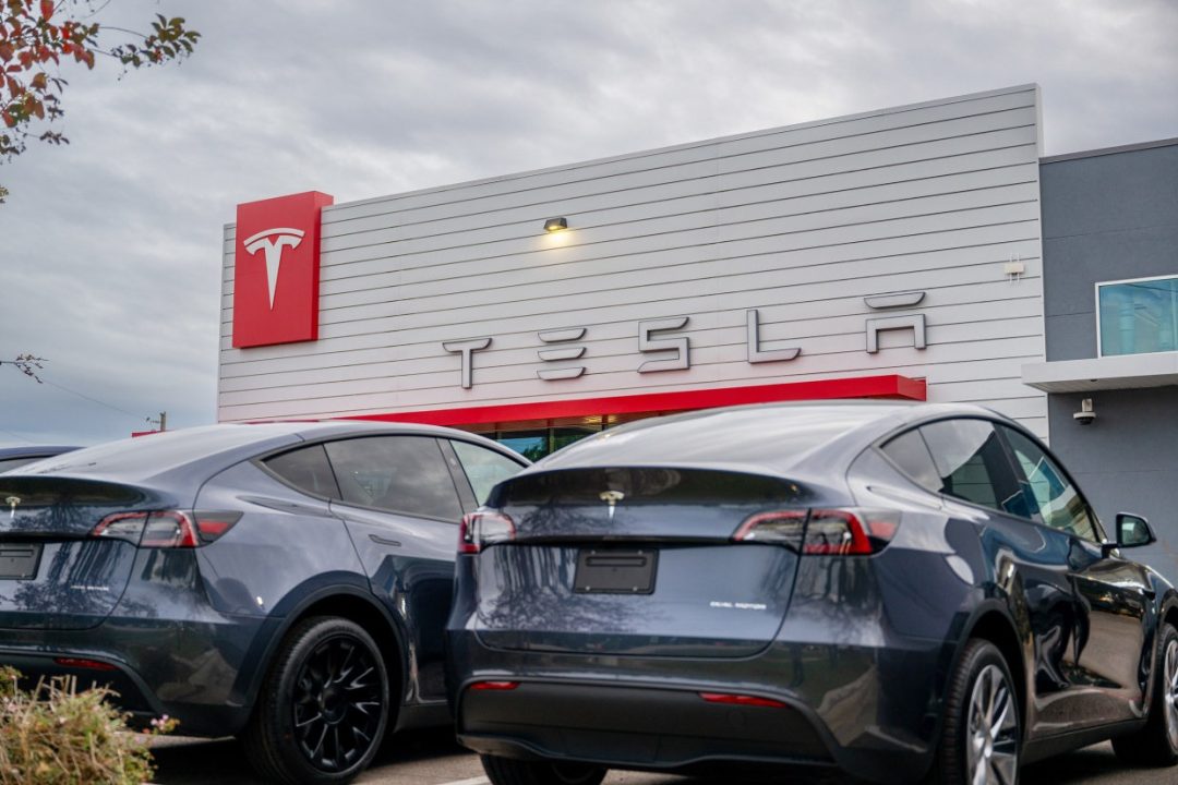Masalah Kamera, Tesla Tarik 200 Ribu Mobil Di AS 1 Tesla tarik 200 ribu mobil