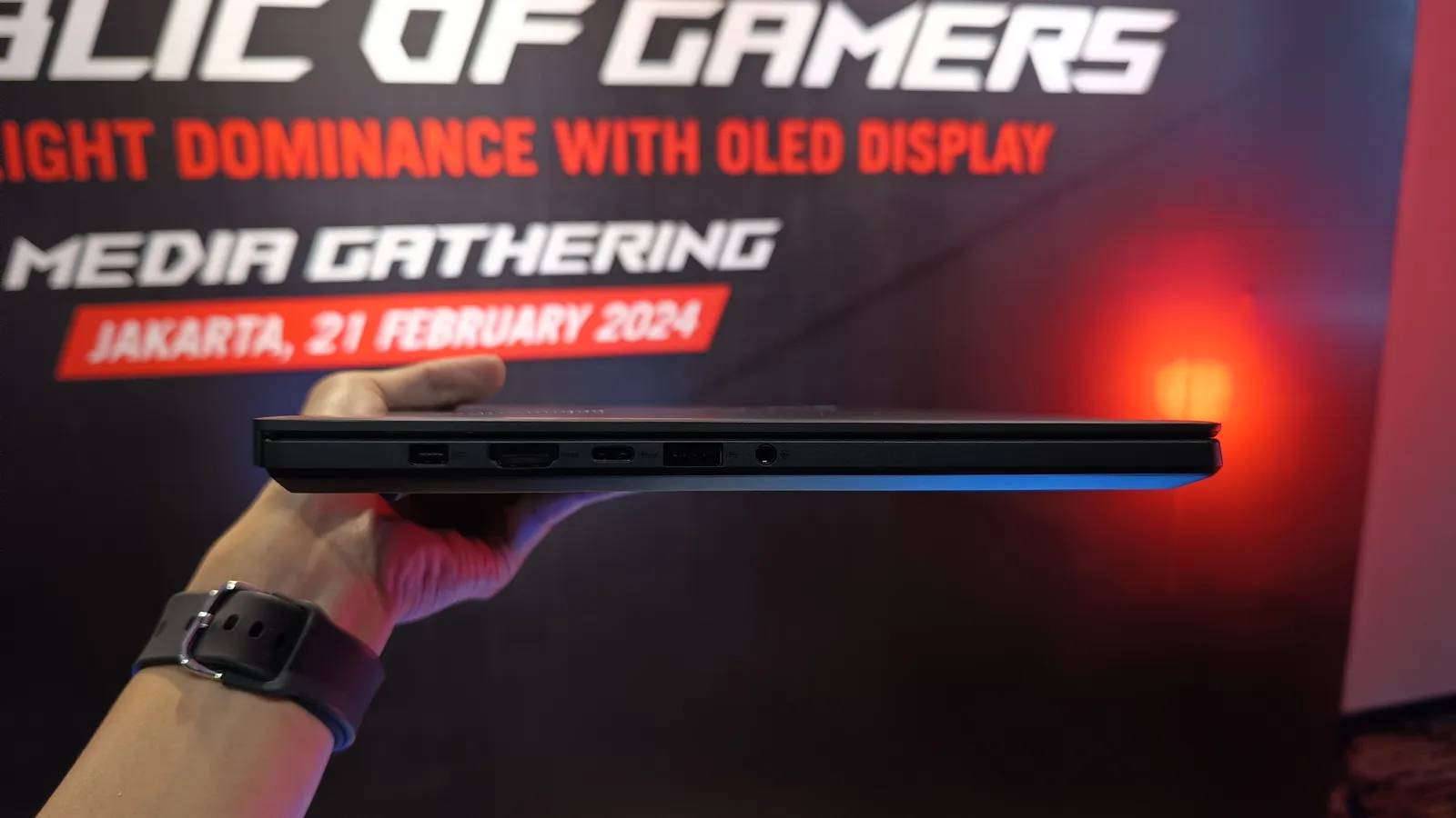 Segera Hadir di Indonesia, Ini Keunggulan ROG Zephyrus G14 dan G16 (2024) 2 ASUS ROG Zephyrus G14 dan G16 2024 1
