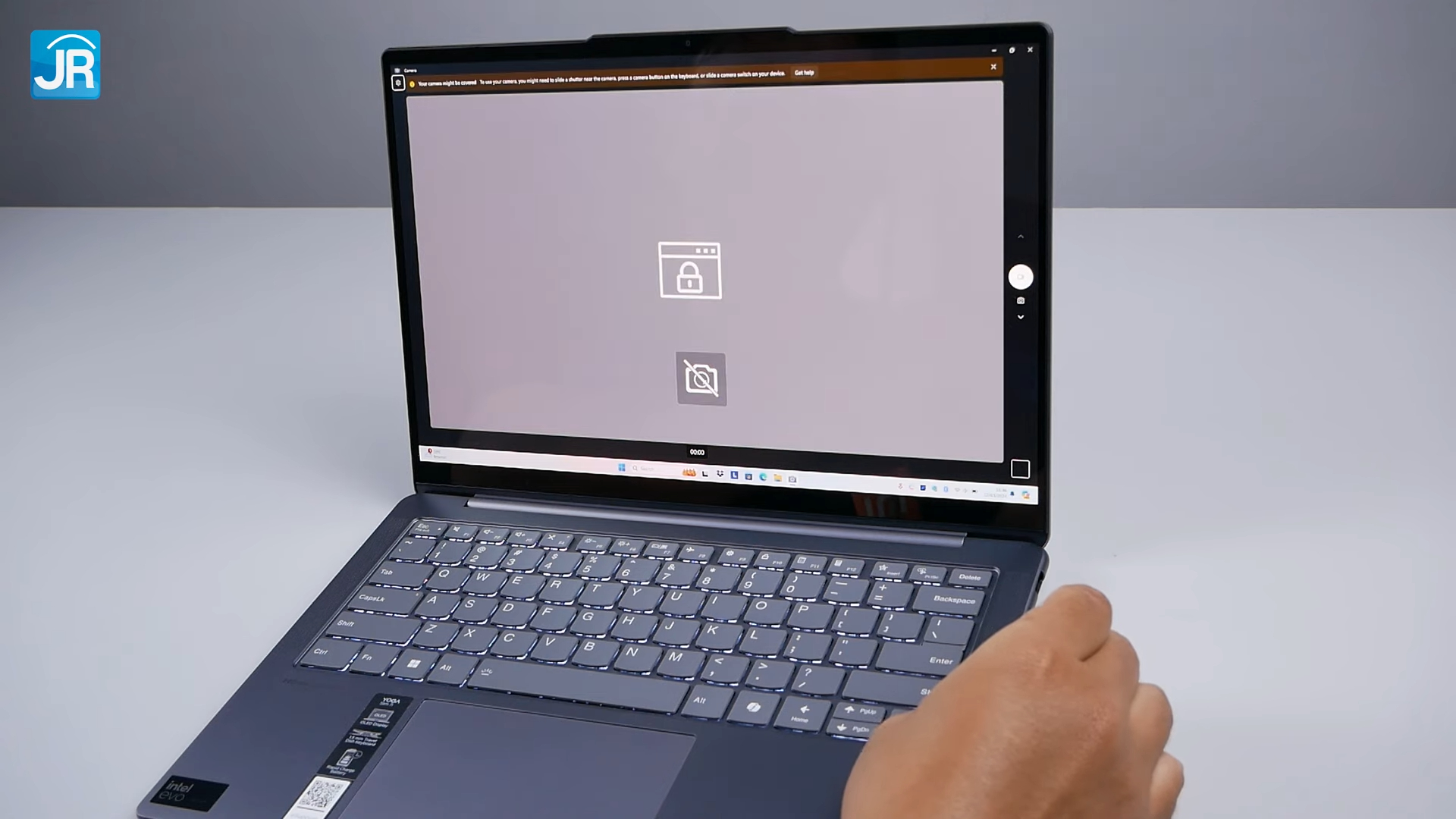 Review Lenovo Yoga Slim 7i (14IMH9): Daya Tahan Baterai Laptop 2024 Harusnya Begini! 18 Lenovo Yoga Slim 7i 14IMH9 24