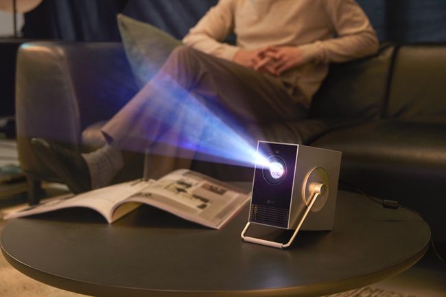 LG Luncurkan Proyektor 4K, Besar Layar Hingga 120 Inci 2 LG CineBeam Q HU710PB India