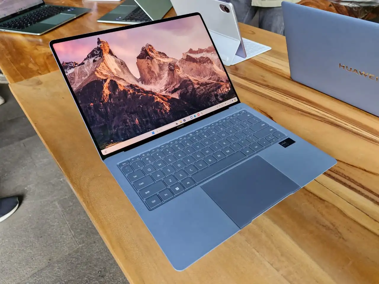 Huawei matebook X Pro 2024