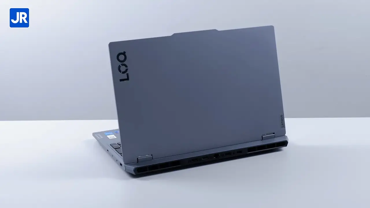 Lenovo LOQ 15IAX9I 9
