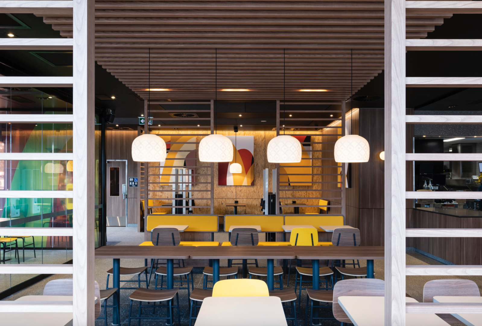 McDonald's dan Philips Berkolaborasi untuk Menerapkan Lampu 3D Print 2 csm Screenshot 2024 07 20 at 10.07.01PM f871cf0203