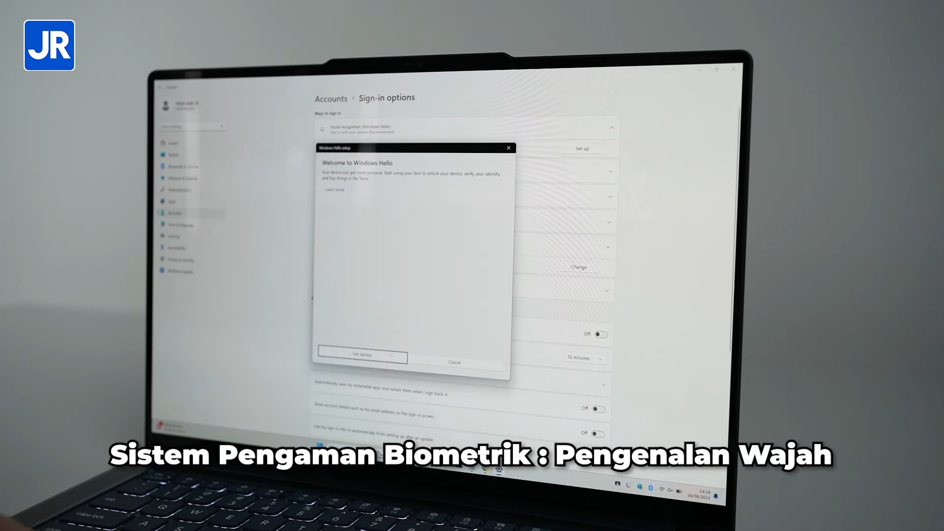 Lenovo YOGA Slim 7x24 1