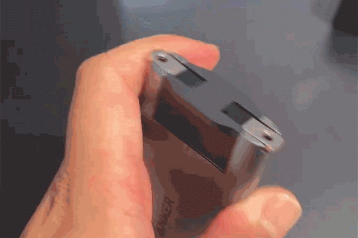 Anker Hadirkan Solusi Charger Untuk Colokan Listrik yang Sempit! 2 Anker Slim Prime Charger