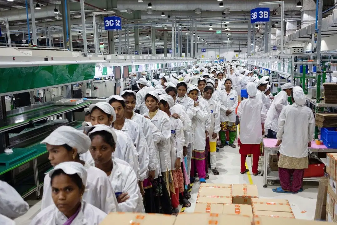 Apple Bakal Produksi iPhone 16 Pro di India! 1 iPhone 16 Pro produksi di India