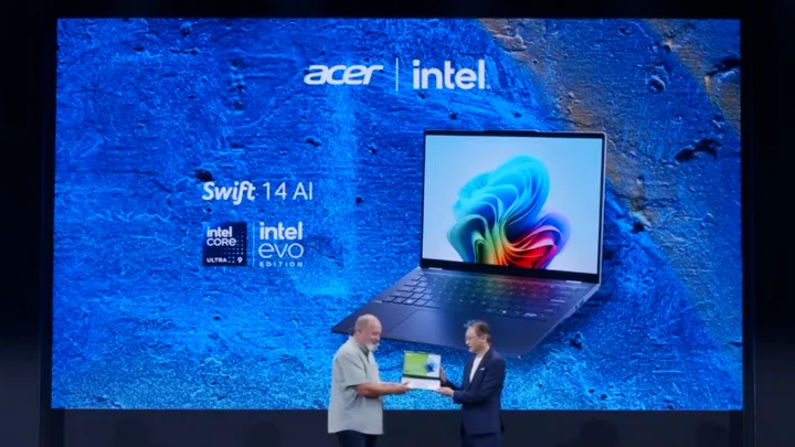 Swift AI dengan Core Ultra 200V