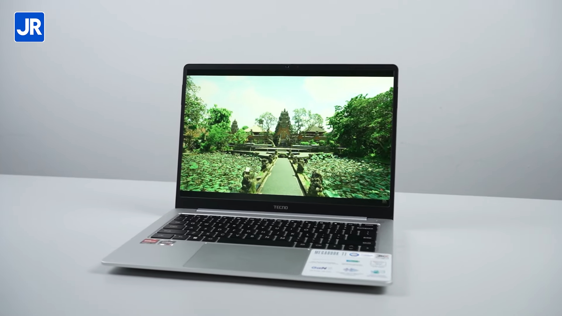 TECNO MEGABOOK T1 R5 AMD Ryzen