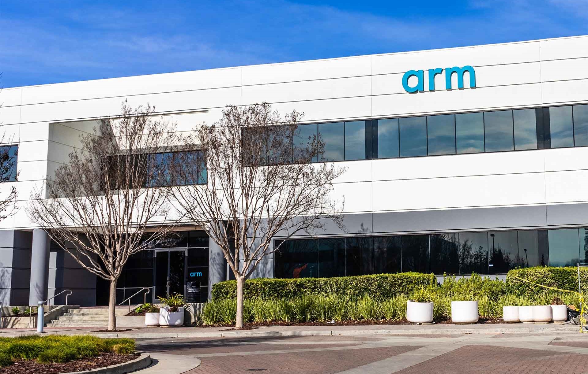 ARM tuntut Qualcomm dan Nuvia