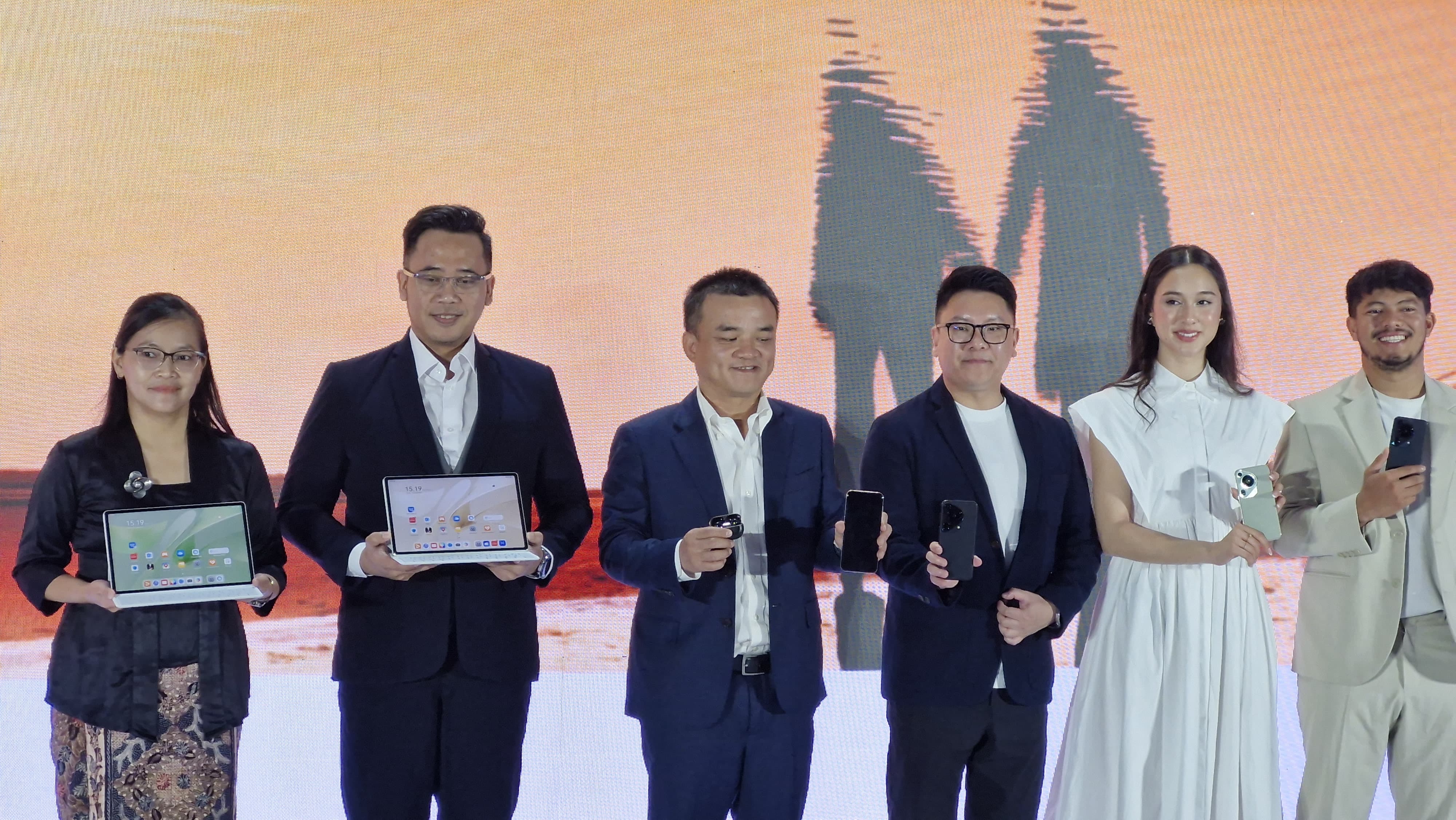 Huawei Pura 70 Ultra, Matepad 12 X, FreeBuds 4 Pro