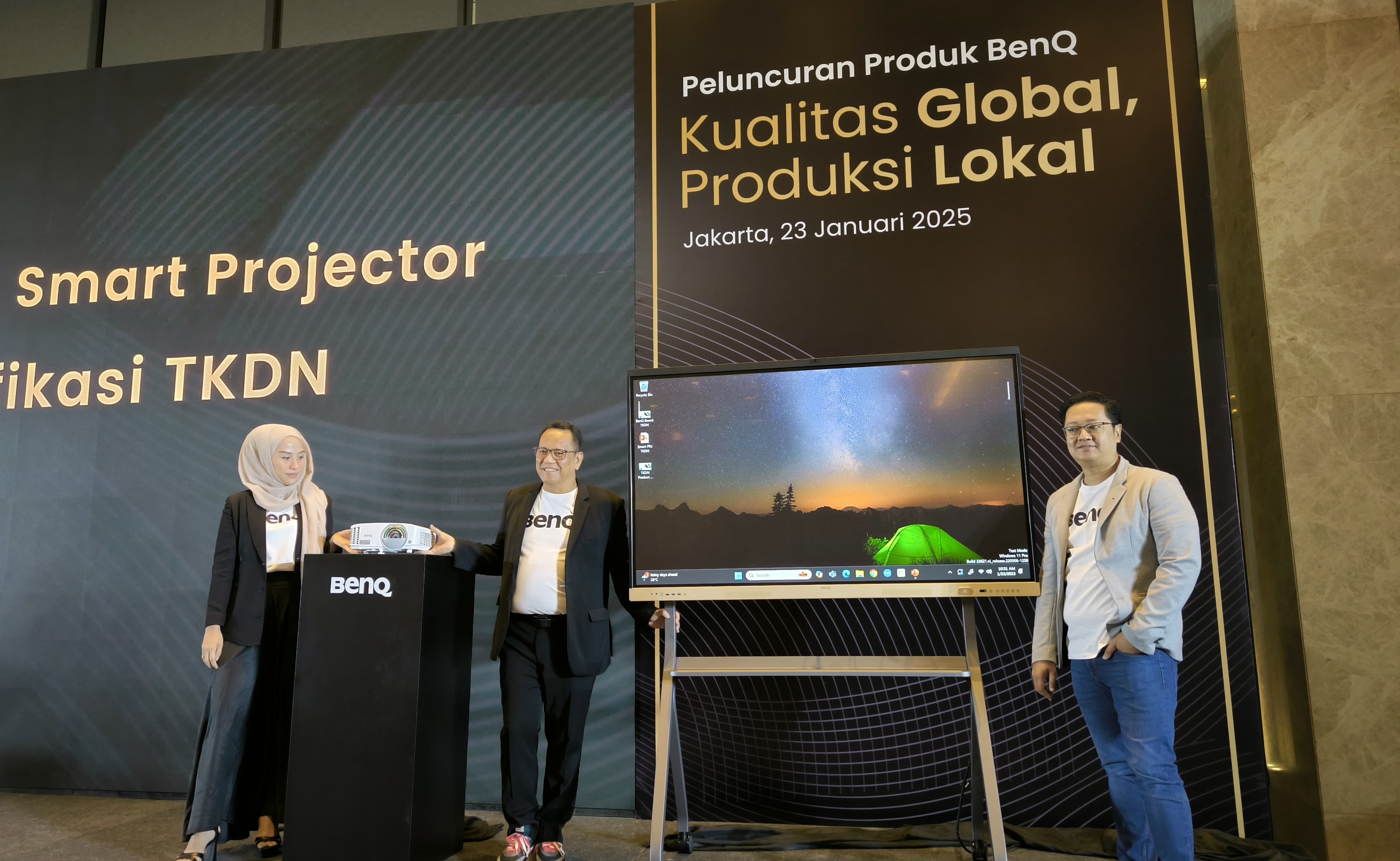 BenQ TKDN Proyektor dan Interactive Display Panel