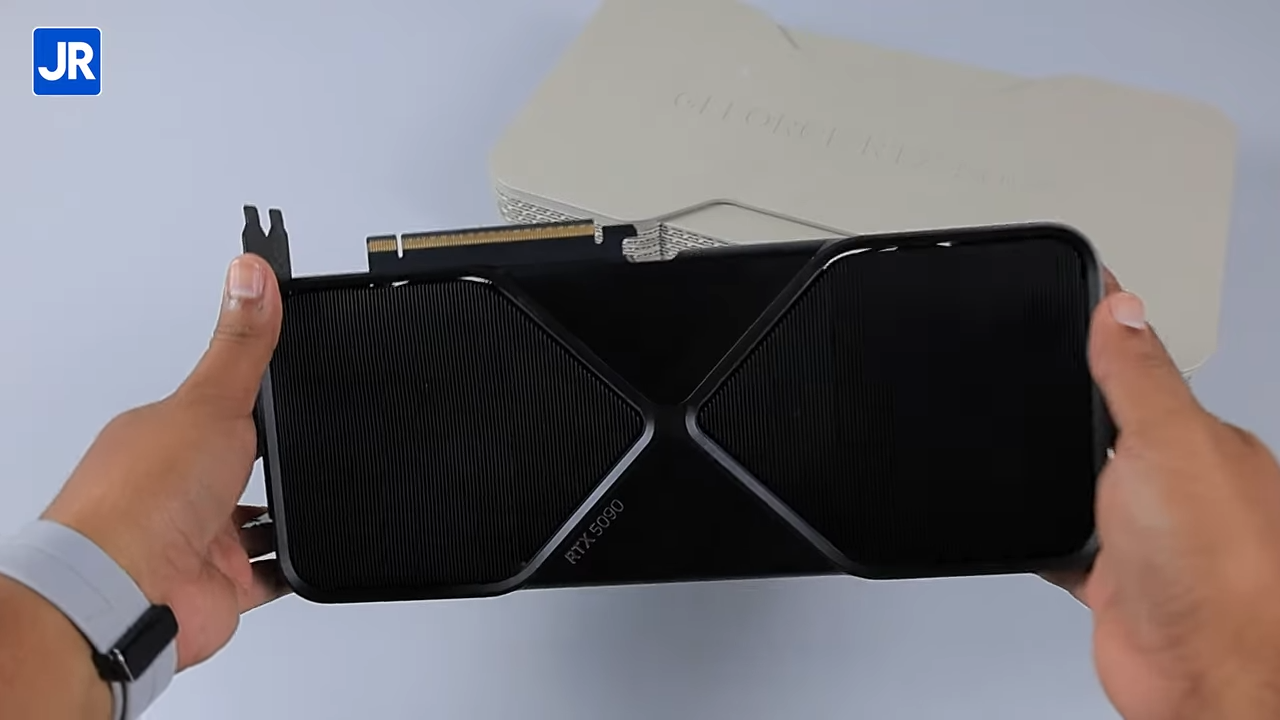 NVIDIA GeForce RTX 5090 FE