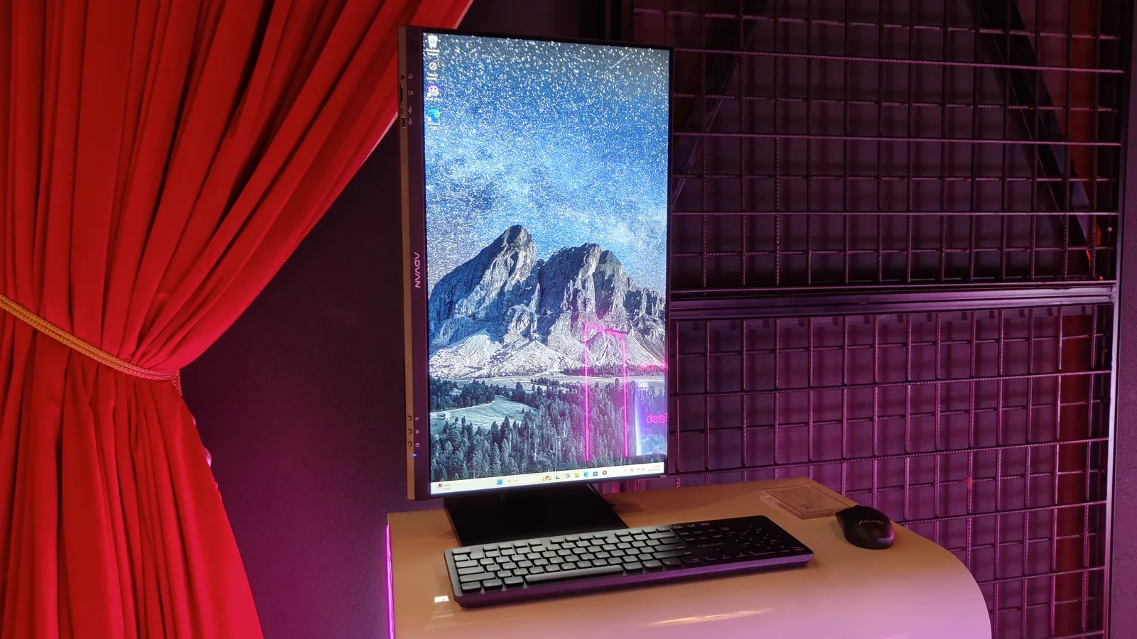 Advan Luncurkan 8 Produk Sekaligus, Mulai dari Laptop Hingga Wearable 3 advan 3
