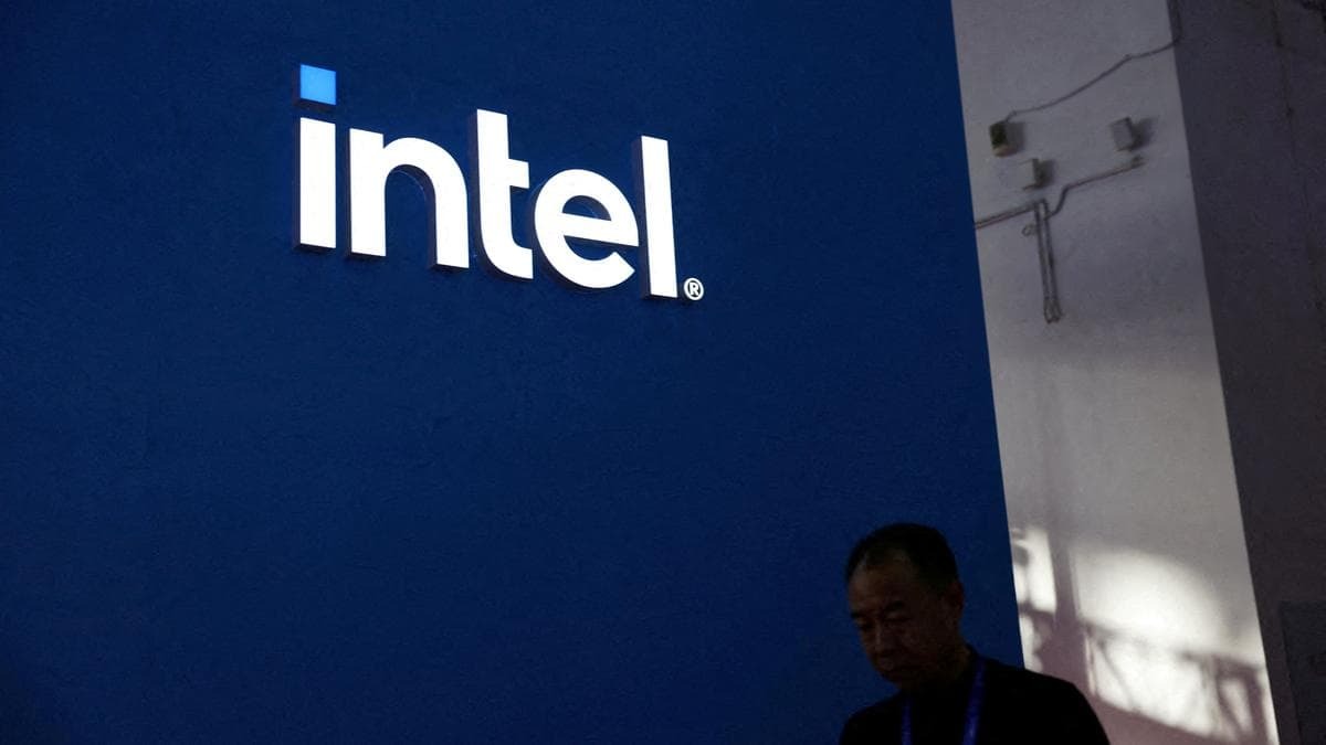 Intel PHK Besar-besaran