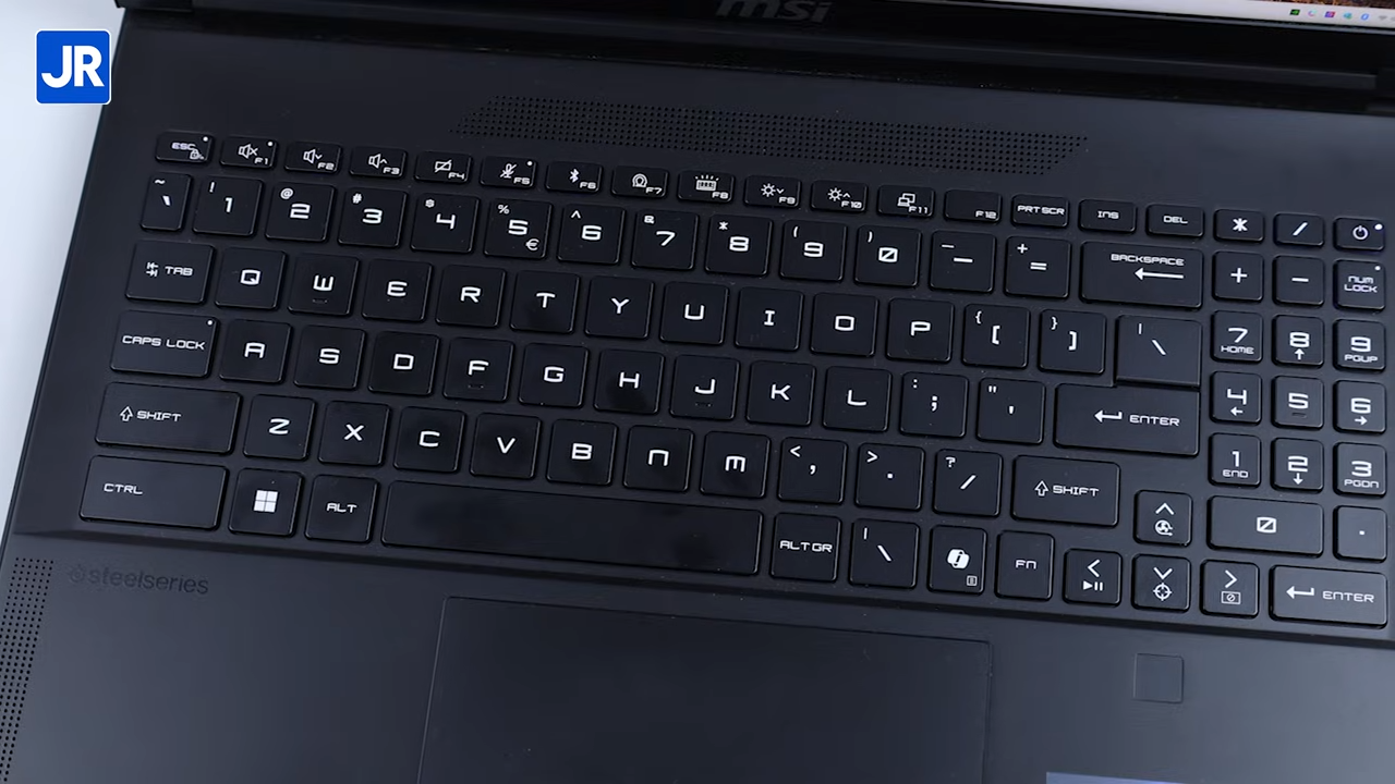 MSI Stealth A16 AI 18