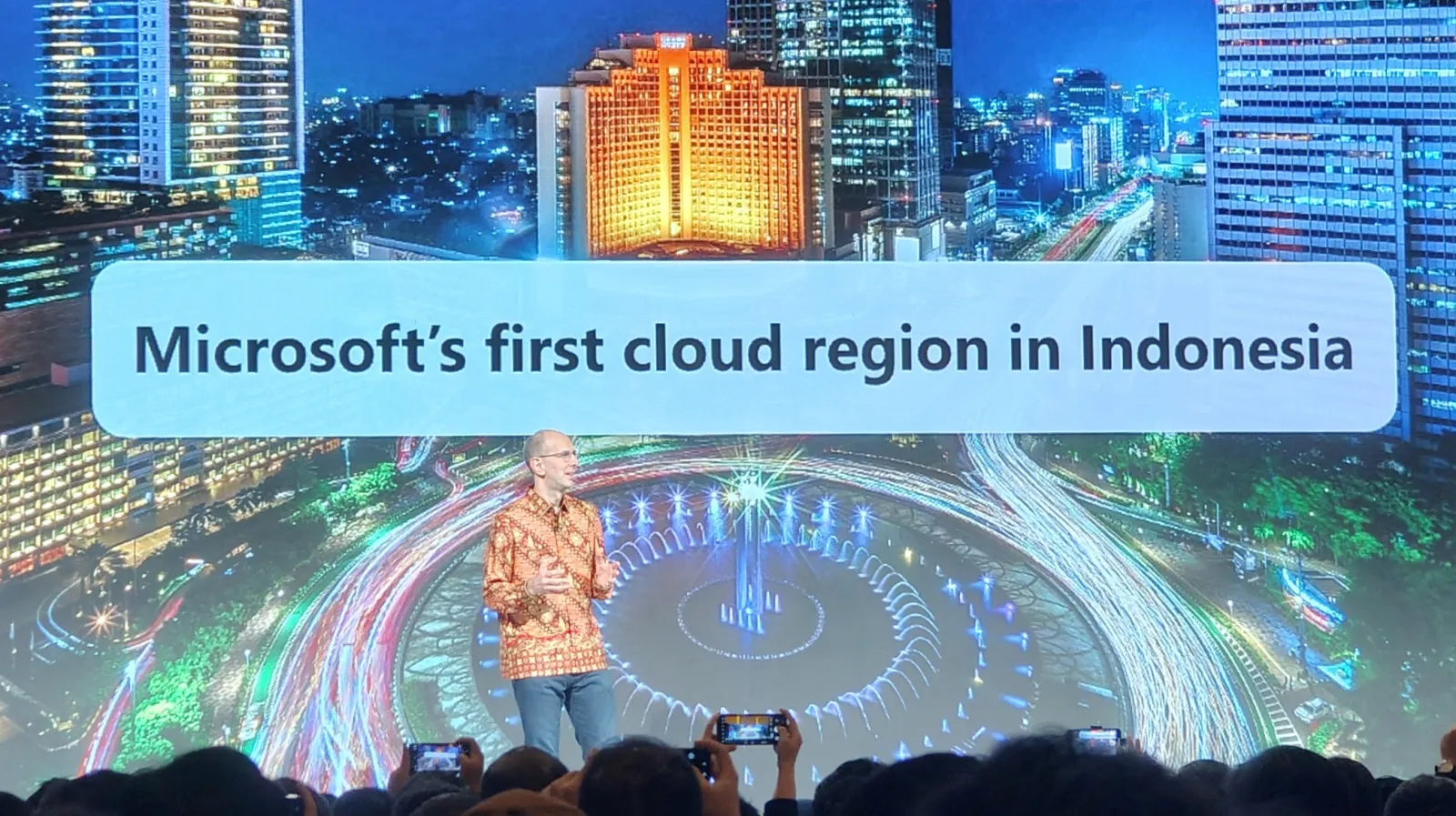 microsoft cloud region indonesia central