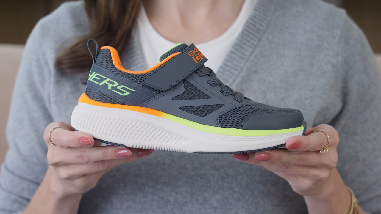 Skechers Rilis Sepatu Anak Dengan Slot Tracker Tersembunyi 1 Find my Skechers AirTag