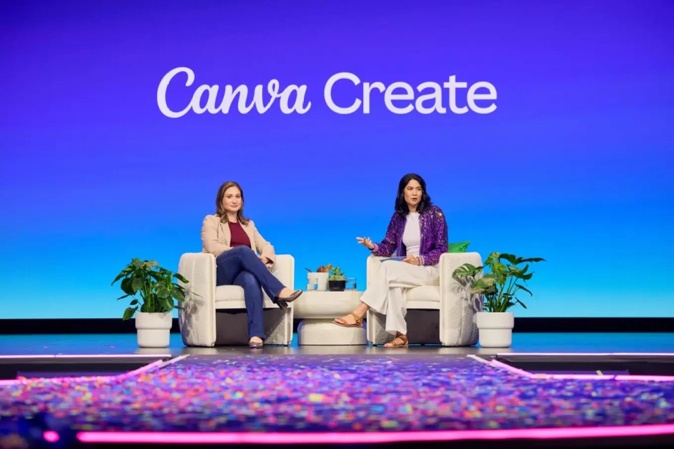 Claude AI Kini Terhubung ke Canva, Bisa Bikin Desain Langsung Lewat Chat
