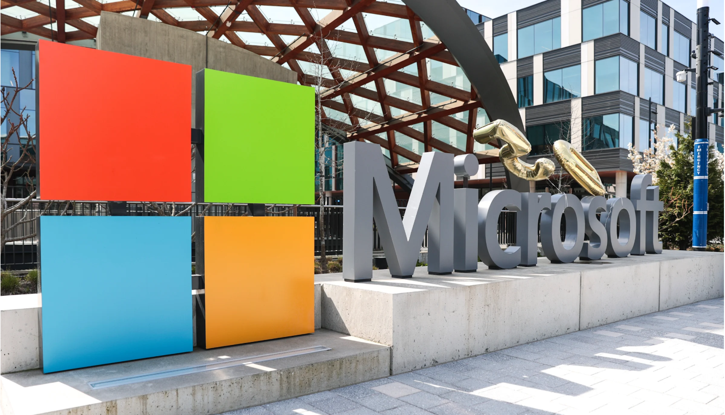 Microsoft PHK 9000 Karyawan