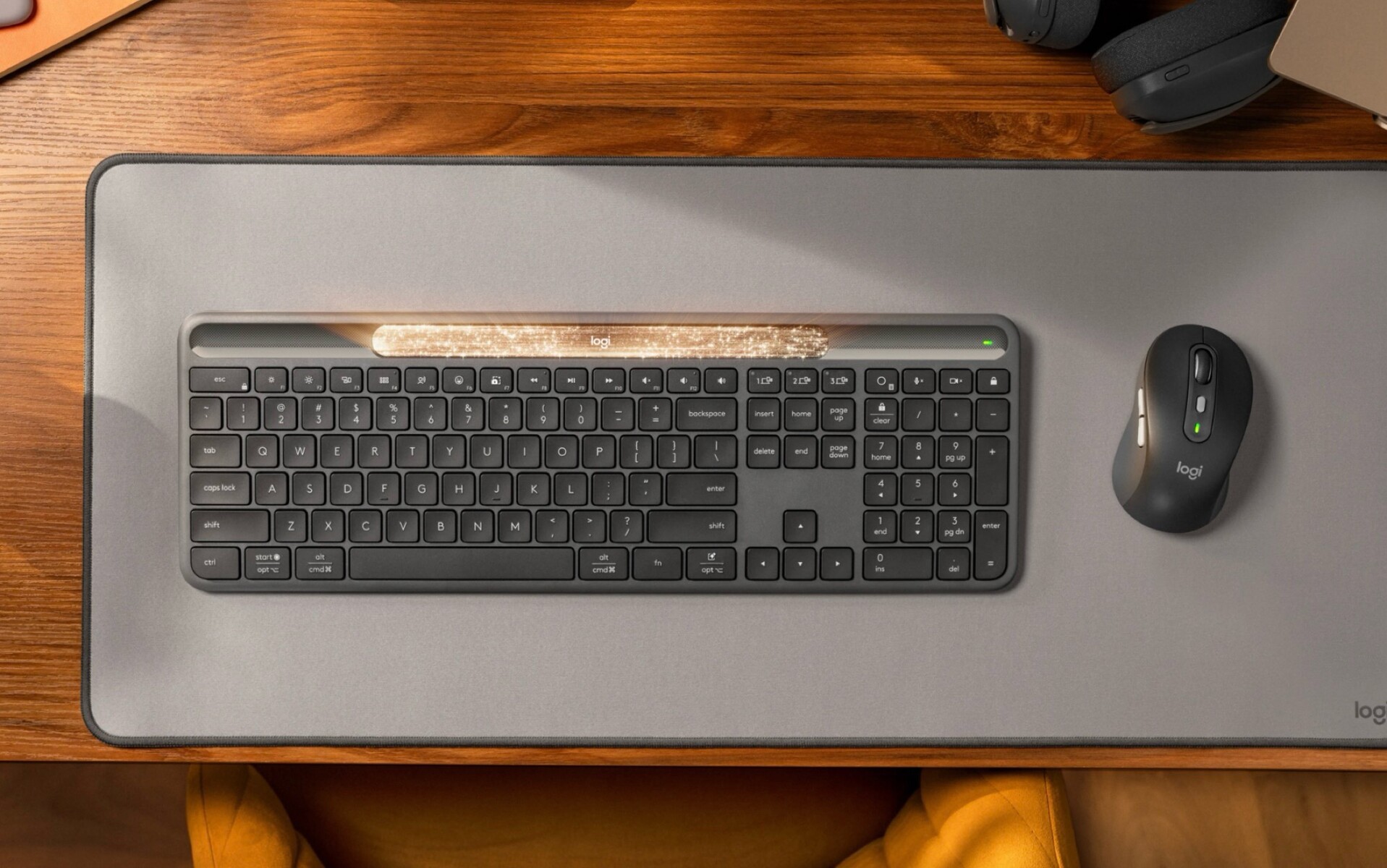 Logiteh K980 Solar