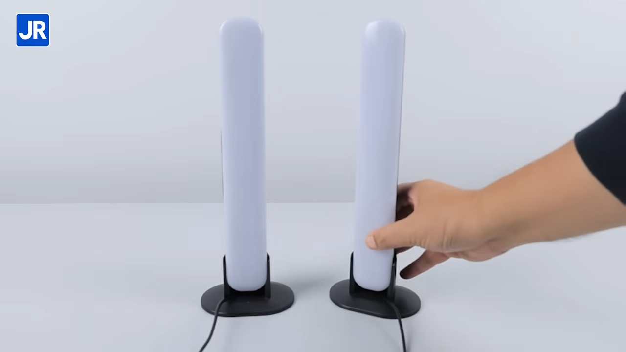 Bikin Nonton Lebih Immersive dgn Efek Cepat dan Akurat WiZ TV Sync Light with HDMI Sync Box 00 03 26