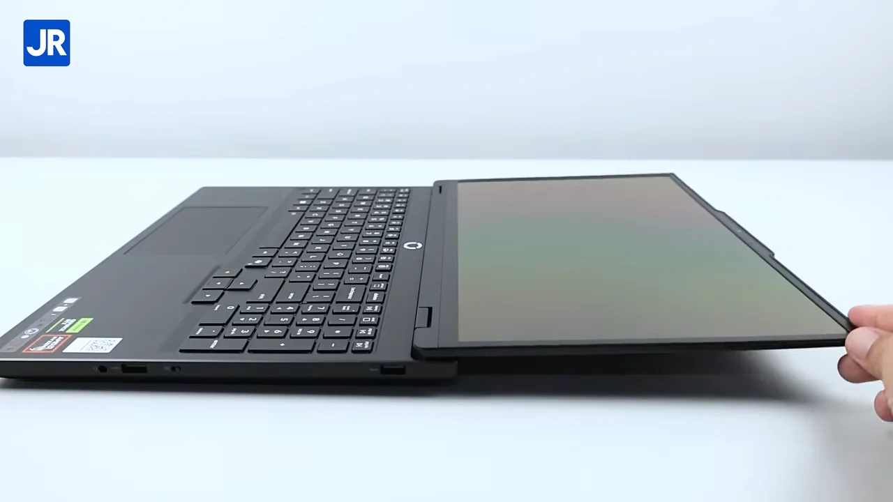 Lenovo Legion 5 15AKP10 18