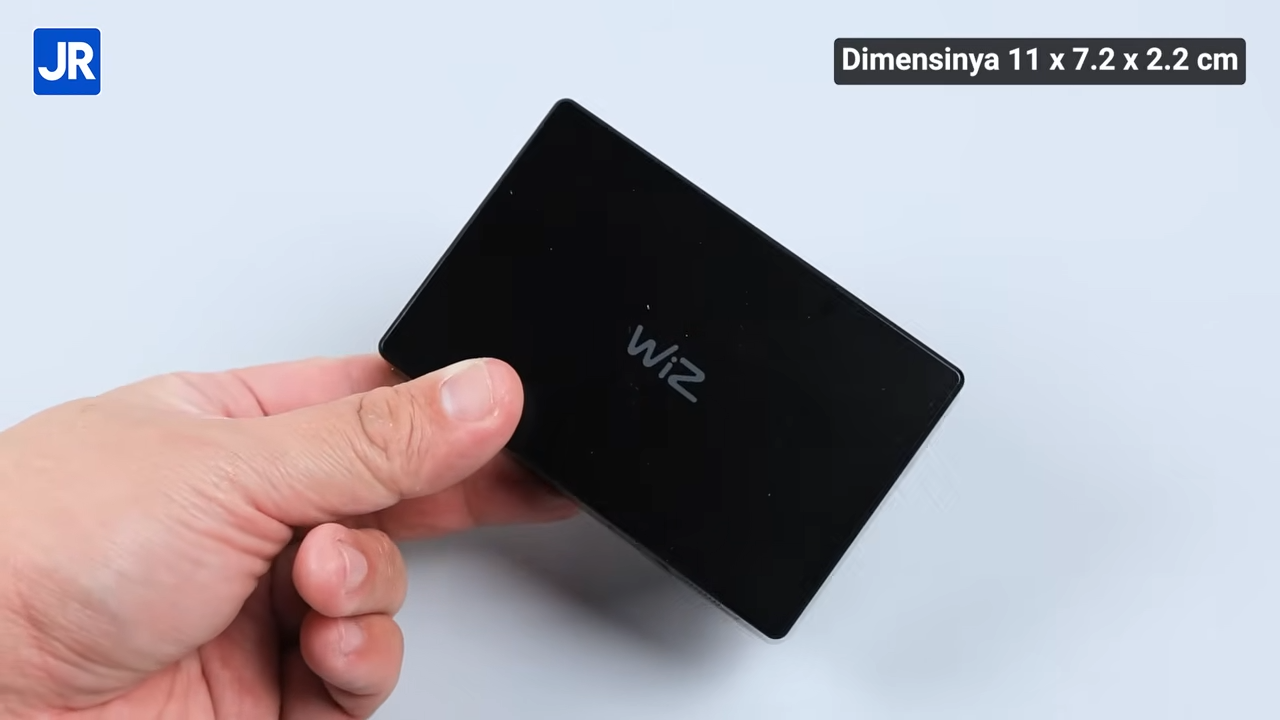 WiZ TV Sync Light with HDMI Sync Box 7