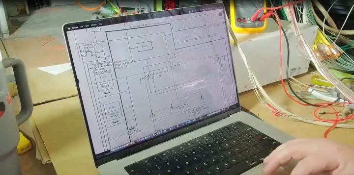Komunitas Penggemar Flight Simulator Bikin Simulator dari Kokpit Bekas Pesawat Sungguhan 3 Flight Simulator