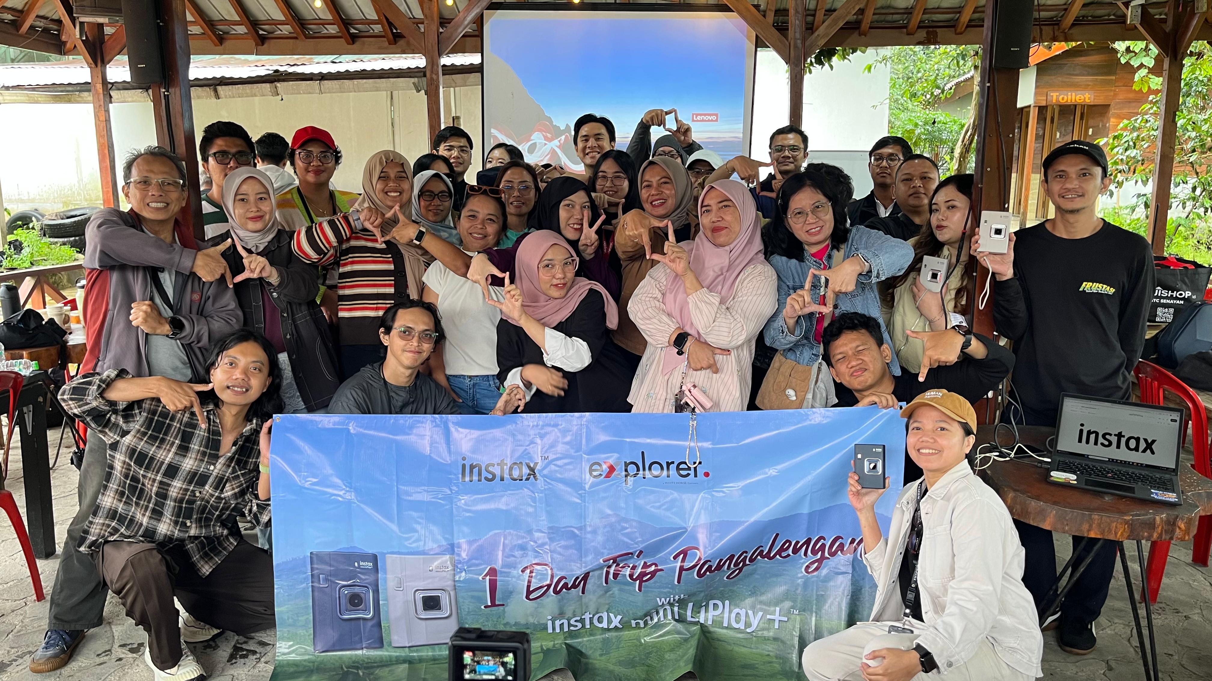 Mencoba Langsung instax mini LiPlay+ Bersama FUJIFILM 21 Jajal instax mini LiPlay+ dalam 1-Day Trip ke Pangalengan bersama FUJIFILM