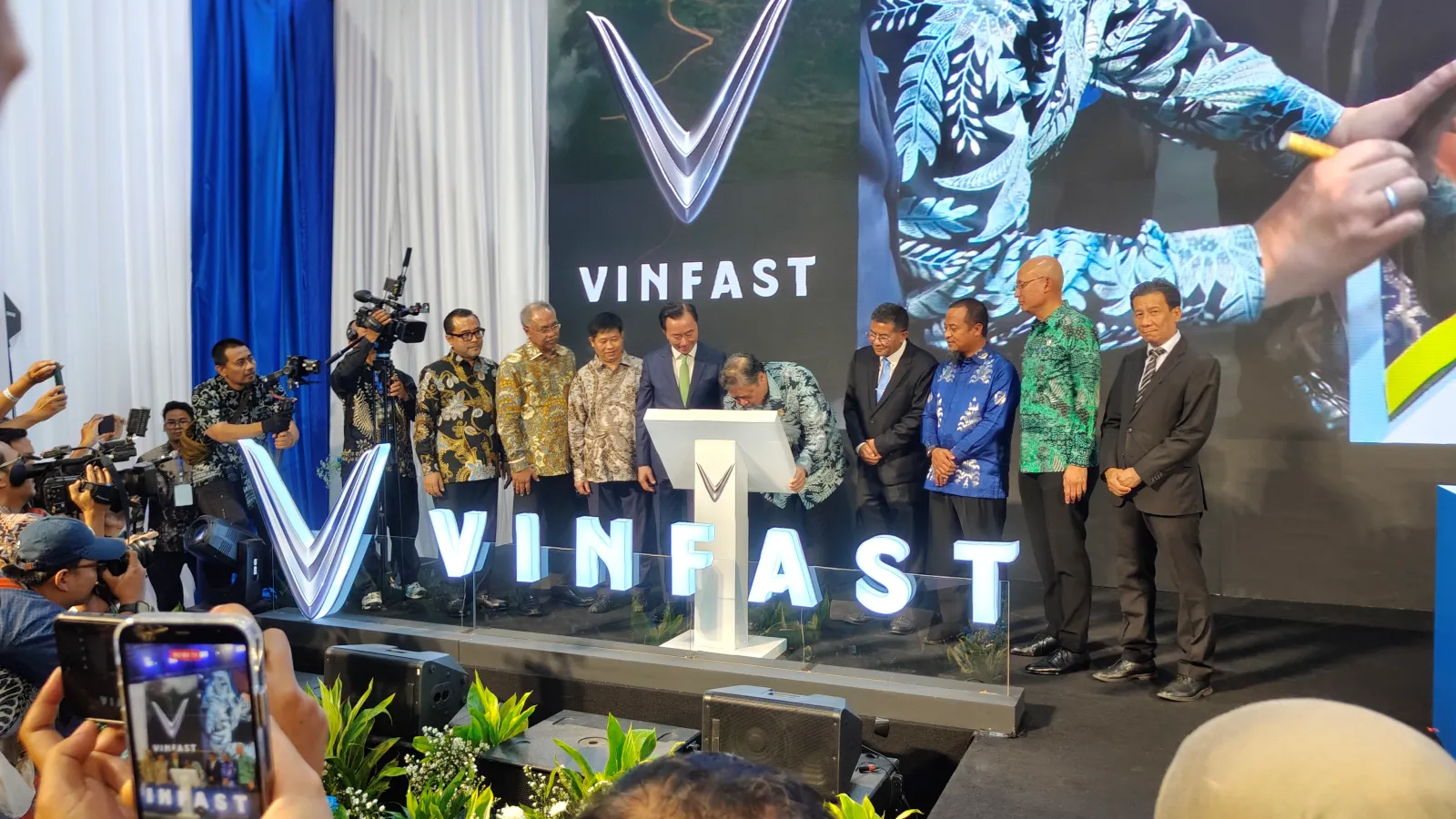 Vinfast Resmikan Pabrik Mobil Listrik di Subang, Mulai Beroperasi 2026!