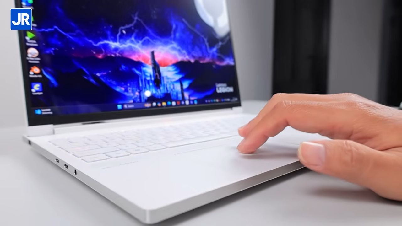 Review Lenovo Legion 7i Gen 10 (2025): Laptop Kencang yang Putih dan Cantik 13 Lenovo Legion 7i Gen 10 2048