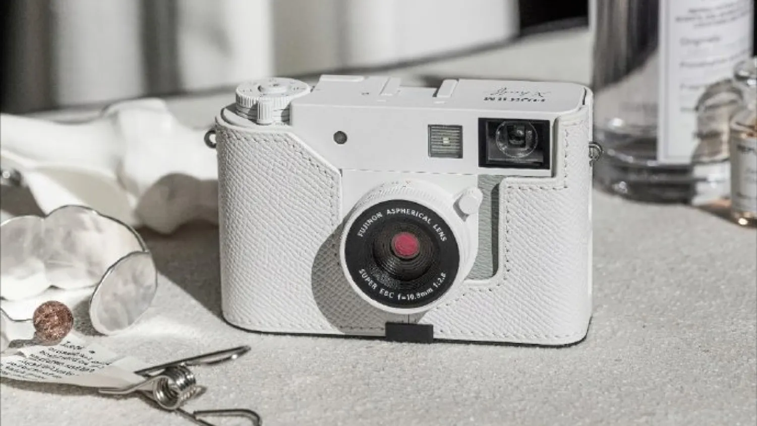 Fujifilm X half Bakal Punya Varian Warna Putih? 2 Fujifilm X half417