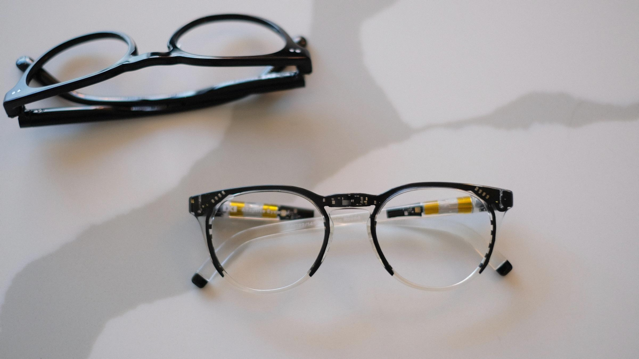 Kacamata Autofokus IXI, Bisa Otomatis Sesuaikan dengan Tingkat Rabun Pengguna 5 bea18aec5d00b329a0b18dc04d3a9063