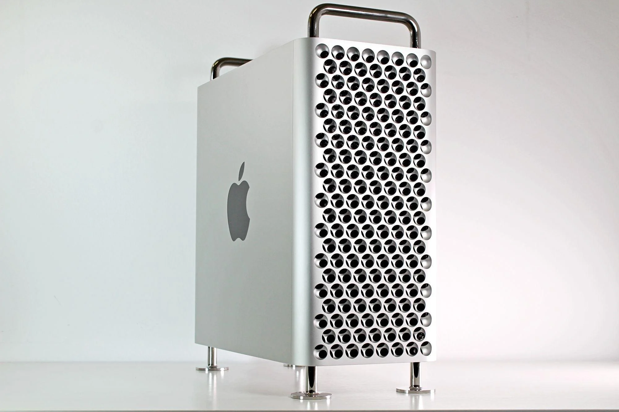 Mac Pro resmi distop Apple