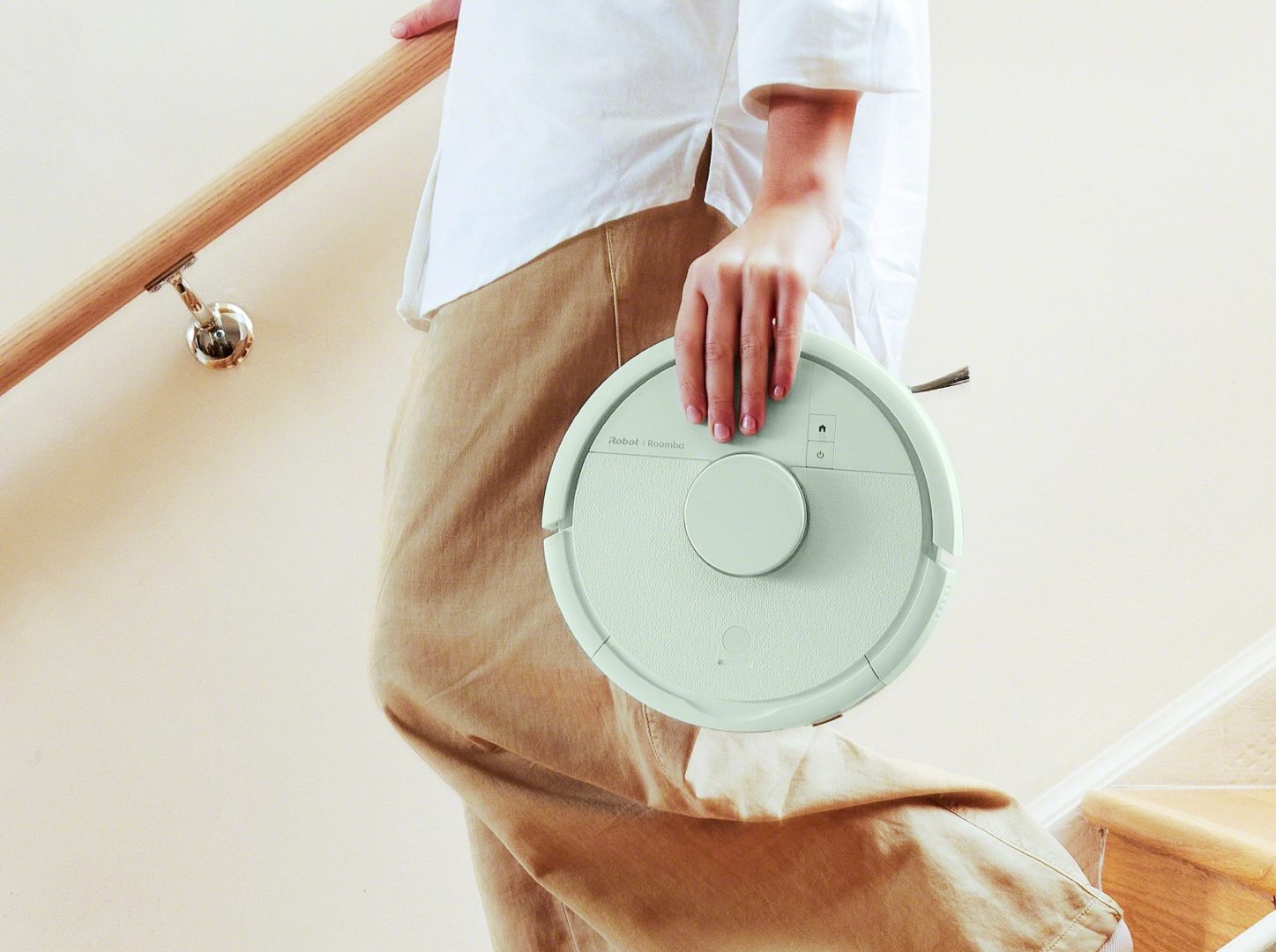 iRobot Luncurkan Robot Vacuum Roomba Termungil di Dunia 1 iRobot Luncurkan Robot Vacuum Roomba Termungil di Dunia