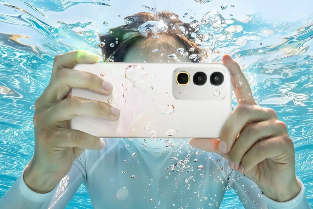 realme C100 4G Debut: Baterai Jumbo, Layar 120 Hz, dan Bodi Tahan Air 11 4c274ae56107d68fb5108db07522618f