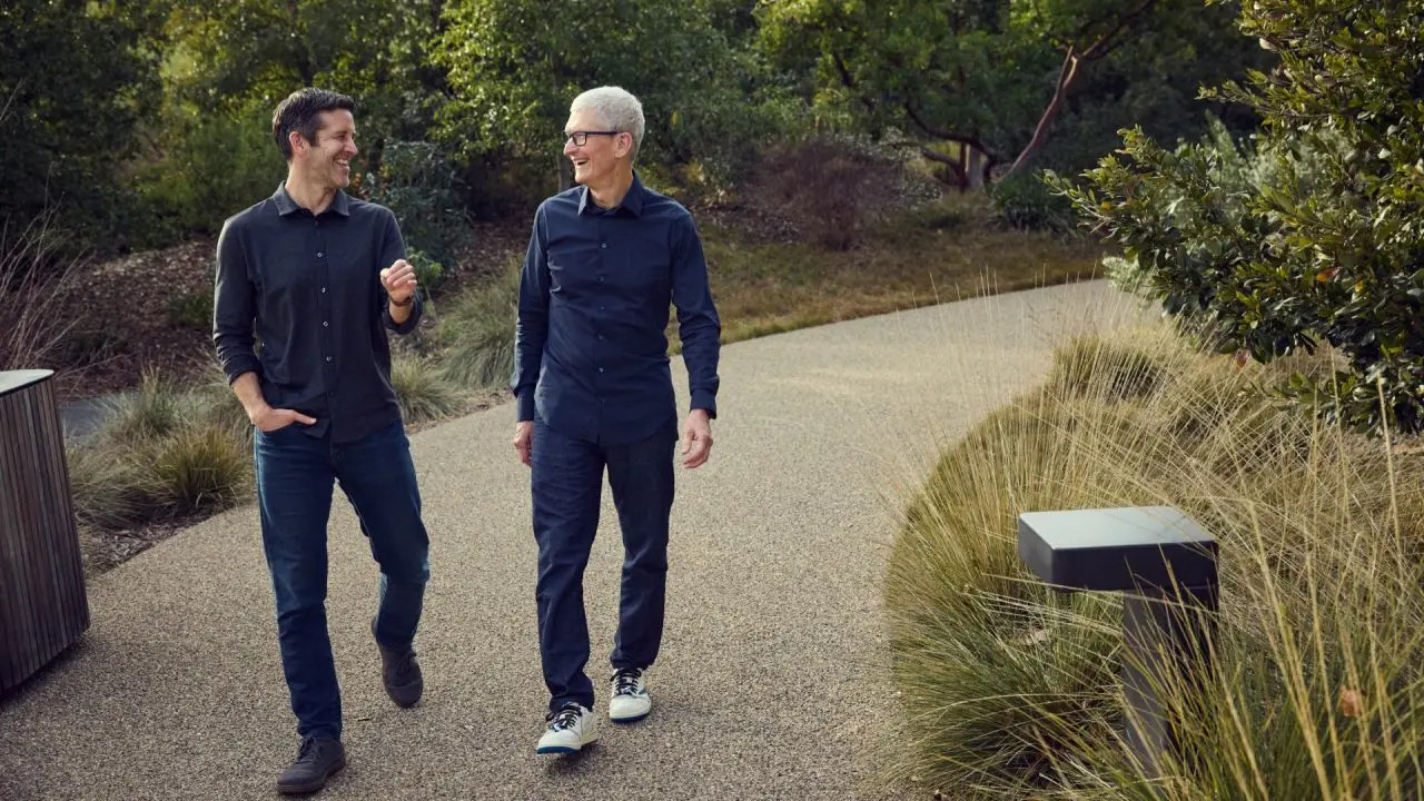 CEO Apple, Tim Cook Resmi Mengundurkan Diri &bull; Jagat Review