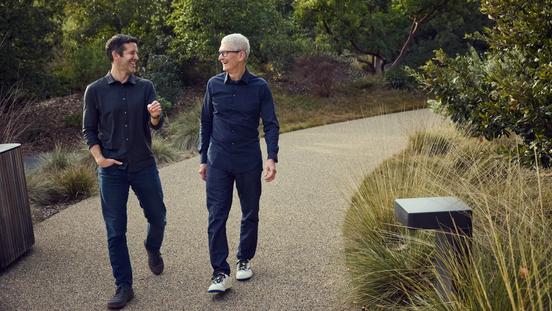 Tim Cook CEO Apple